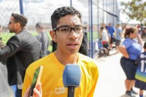 Governadora inaugura campo de grama sintética no Itapoã Parque