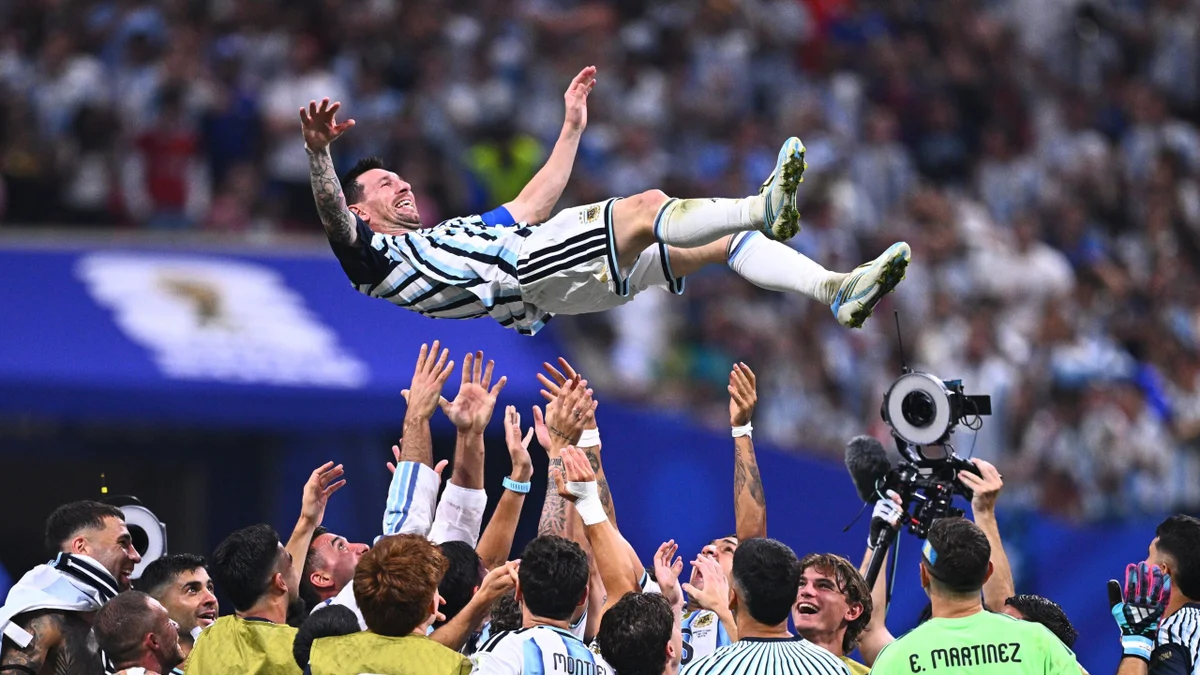 Argentina se classifica com virada histórica contra o Egito na Copa